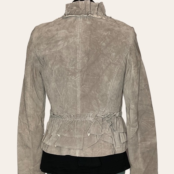 INC International Concepts - Size M Taupe Suede Ruffled Jacket (orig. $199) - Picture 4 of 13
